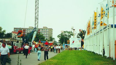 30 Jahre HAUS 30 Jahre HAUS